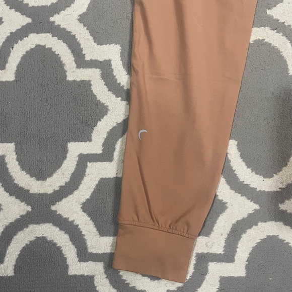 Zyia Active Ascend Joggers size XXL Camel Tan Pants Retired Size XXL - Picture 10 of 12